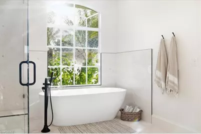 4785 Kittiwake Ct, Naples, FL 34119 - Photo 23