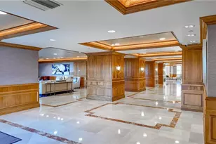 4021 Gulf Shore Blvd N, Naples, FL 34103 - Photo 27