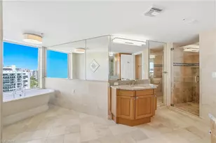 4021 Gulf Shore Blvd N, Naples, FL 34103 - Photo 7