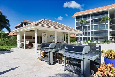 222 Harbour Dr #103, Naples, FL 34103 - Photo 29