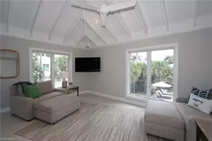 875 Gulf Shore Blvd S, Naples, FL 34102 - Photo 37