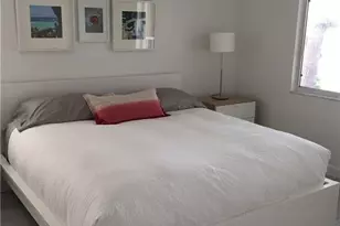 7800 Emerald Cir, Naples, FL 34109 - Photo 7