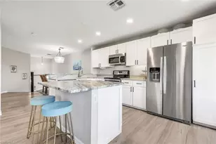 27106 Oakwood Lake Dr, Bonita Springs, FL 34134 - Photo 7