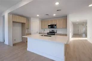 2812 23rd St SW, Lehigh Acres, FL 33976 - Photo 5