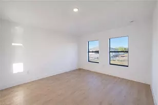 2812 23rd St SW, Lehigh Acres, FL 33976 - Photo 7