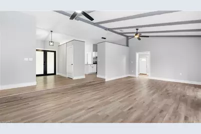 250 17th St NW, Naples, FL 34120 - Photo 17