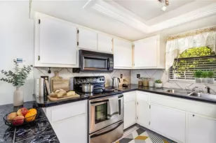 1219 SE 19th Terrace, Cape Coral, FL 33990 - Photo 9