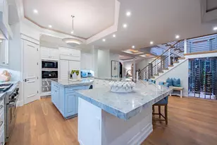 3243 Gin Ln, Naples, FL 34102 - Photo 7