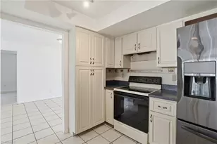 1815 SE 15th Terrace, Cape Coral, FL 33990 - Photo 11