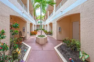 1096 Woodshire Ln, Naples, FL 34105 - Photo 1