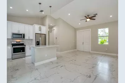 4226 68th Ave NE, Naples, FL 34120 - Photo 7