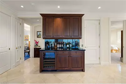 25 2nd Ave S, Naples, FL 34102 - Photo 9