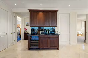 25 2nd Ave S, Naples, FL 34102 - Photo 9