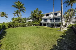 25 2nd Ave S, Naples, FL 34102 - Photo 21