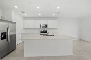 1697 Lake Jessup Cir, Cape Coral, FL 33909 - Photo 9