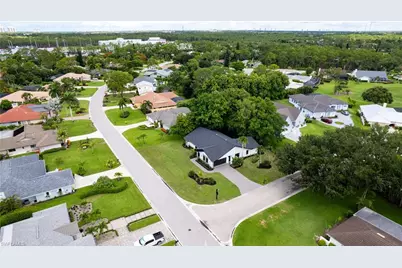 1911 Princess Ct, Naples, FL 34110 - Photo 43