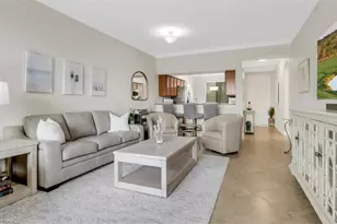 9735 Acqua Ct, Naples, FL 34113 - Photo 7