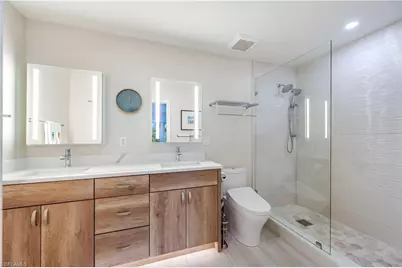 1021 3rd St S #310, Naples, FL 34102 - Photo 17