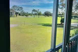 1075 Foxfire Ln, Naples, FL 34104 - Photo 7