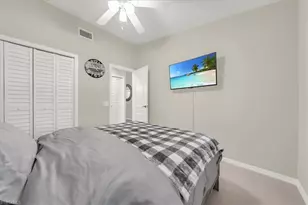 7320 Glenmoor Ln, Naples, FL 34104 - Photo 19