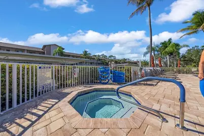 7320 Glenmoor Ln #2304, Naples, FL 34104 - Photo 29