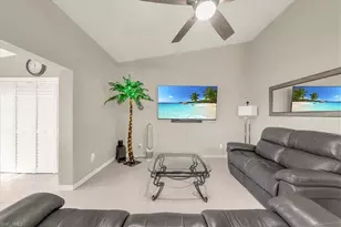 7320 Glenmoor Ln, Naples, FL 34104 - Photo 15