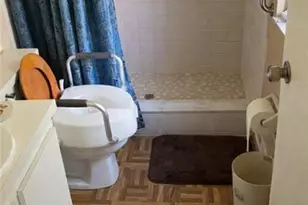 1395 Torreya Cir, North Fort Myers, FL 33917 - Photo 3