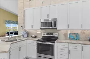 162 Newport Dr, Naples, FL 34114 - Photo 7