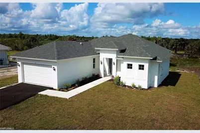 2872 64th Ave NE, Naples, FL 34120 - Photo 5