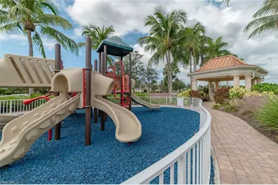 7025 Leopardi Ct, Naples, FL 34114 - Photo 45