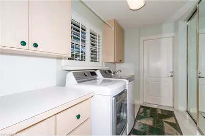 3664 El Segundo Ct, Naples, FL 34109 - Photo 17