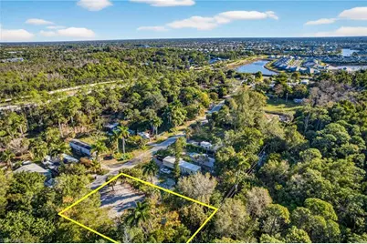 2596 Holly Ave, Naples, FL 34112 - Photo 21