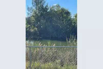 2020 NE 34th Ln, Cape Coral, FL 33909 - Photo 11