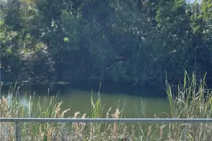 2020 NE 34th Ln, Cape Coral, FL 33909 - Photo 11