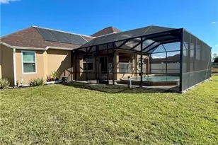 2020 NE 34th Ln, Cape Coral, FL 33909 - Photo 7