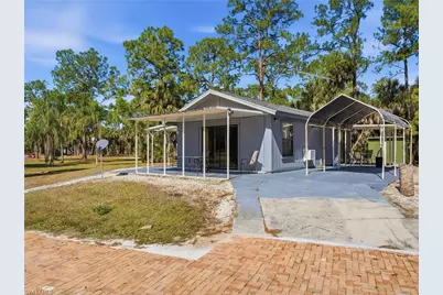 210 5th St NW, Naples, FL 34120 - Photo 23