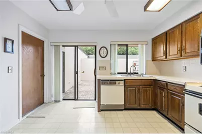 5884 Wyldewood Lakes Ct, Fort Myers, FL 33919 - Photo 9