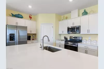 20737 Napa Loop, Estero, FL 33928 - Photo 17