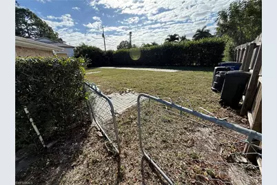 9818 Tonya Ct, Bonita Springs, FL 34135 - Photo 17