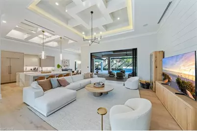 4638 Idylwood Ln, Naples, FL 34119 - Photo 5