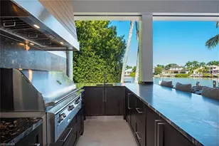 275 Springline Dr, Naples, FL 34102 - Photo 45