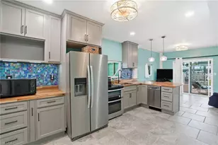 2300 Sycamore St, Saint James City, FL 33956 - Photo 15