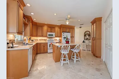 4671 Ashton Ct, Naples, FL 34112 - Photo 7