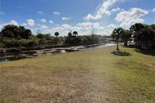 1280 12th Ave NE, Naples, FL 34120 - Photo 23