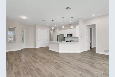 268 Indies Dr E #201, Naples, FL 34114 - Photo 5