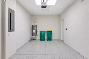 268 Indies Dr E, Naples, FL 34114 - Photo 21