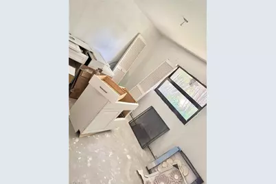 13470 McGregor Blvd, Fort Myers, FL 33919 - Photo 7