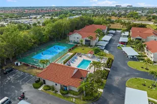 9623 Eaton Gardens Ln, Fort Myers, FL 33919 - Photo 33