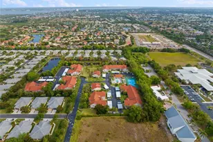 9623 Eaton Gardens Ln, Fort Myers, FL 33919 - Photo 43