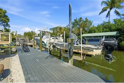 1286 Venetian Way, Naples, FL 34110 - Photo 37